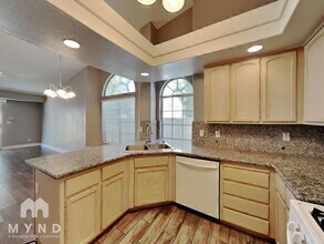 9054 Claretta Dr in Las Vegas, NV - Building Photo - Building Photo