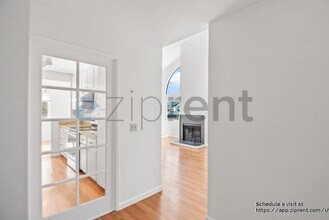 426 Barnegat Ln in Redwood City, CA - Building Photo - Building Photo