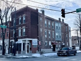 3300 S Ashland Ave in Chicago, IL - Building Photo