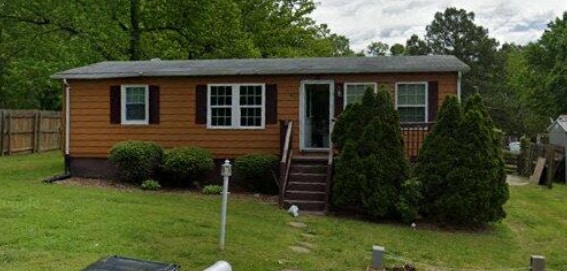 511 Meadow St in South Hill, VA - Foto de edificio