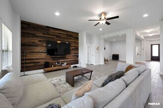 1821 Arapaho Mountain Pass in Leander, TX - Building Photo - Building Photo