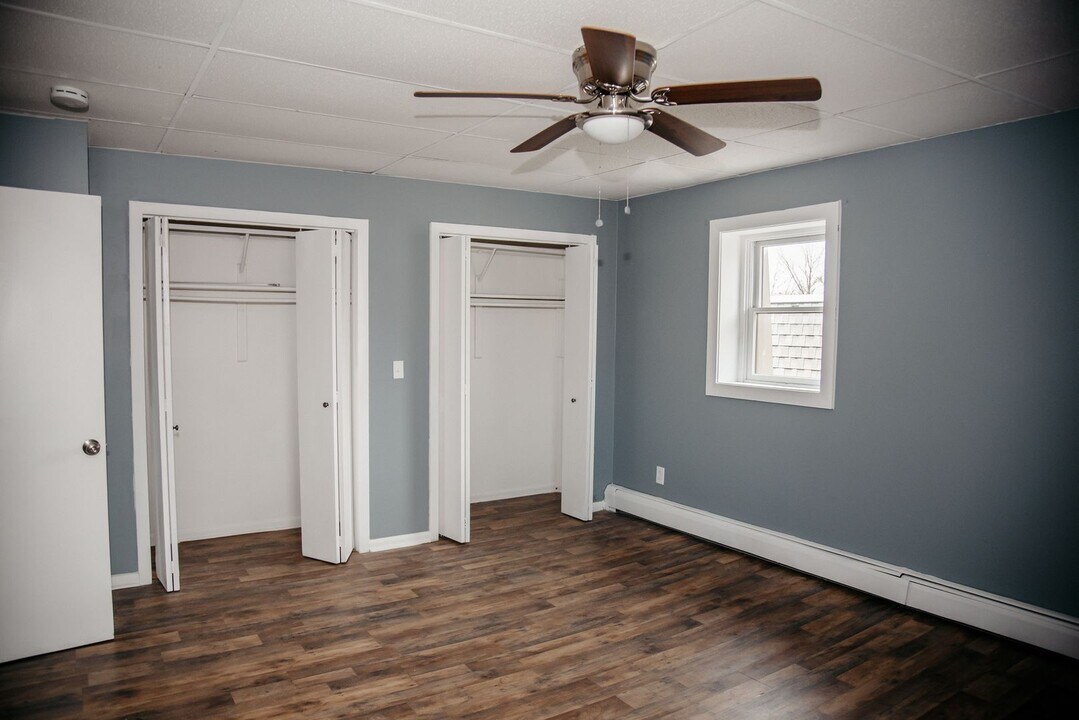 2933 Horseshoe Pike in Palmyra, PA - Building Photo