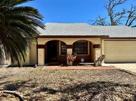 4420 Sawgrass Blvd in New Port Richey, FL - Building Photo