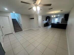 2310 Durazno Ct in Laredo, TX - Building Photo - Building Photo