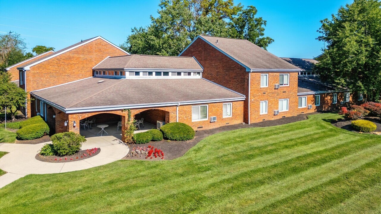 Maplewood Heights in Columbus, OH - Building Photo