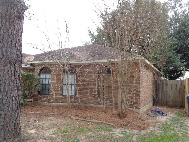 17823 Poppy Trails Ln in Houston, TX - Building Photo - Building Photo