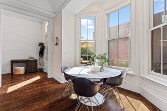 57 Monmouth St in Brookline, MA - Building Photo - Building Photo