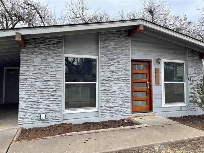 property at 3208 Thompson St