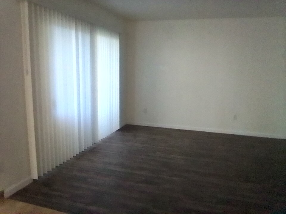 2621 Howe Ave in Sacramento, CA - Building Photo