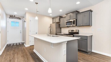 132 Machrie Loop in Myrtle Beach, SC - Building Photo - Building Photo