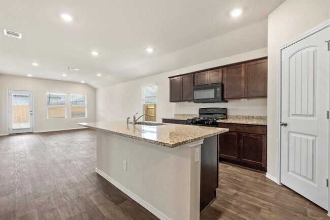 128 Shimmering Cv in San Marcos, TX - Building Photo - Building Photo