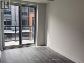 71 Curlew Dr in Toronto, ON - Building Photo - Building Photo