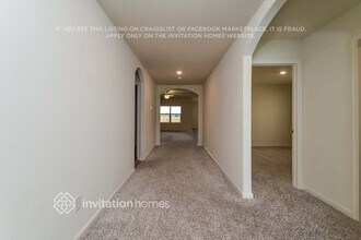 141 Magnolia Dr in Sanger, TX - Building Photo - Building Photo