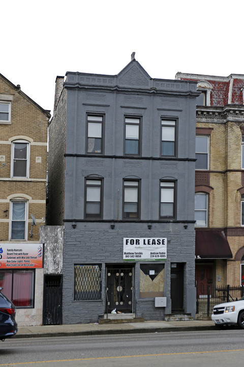 1813 S Ashland Ave in Chicago, IL - Building Photo