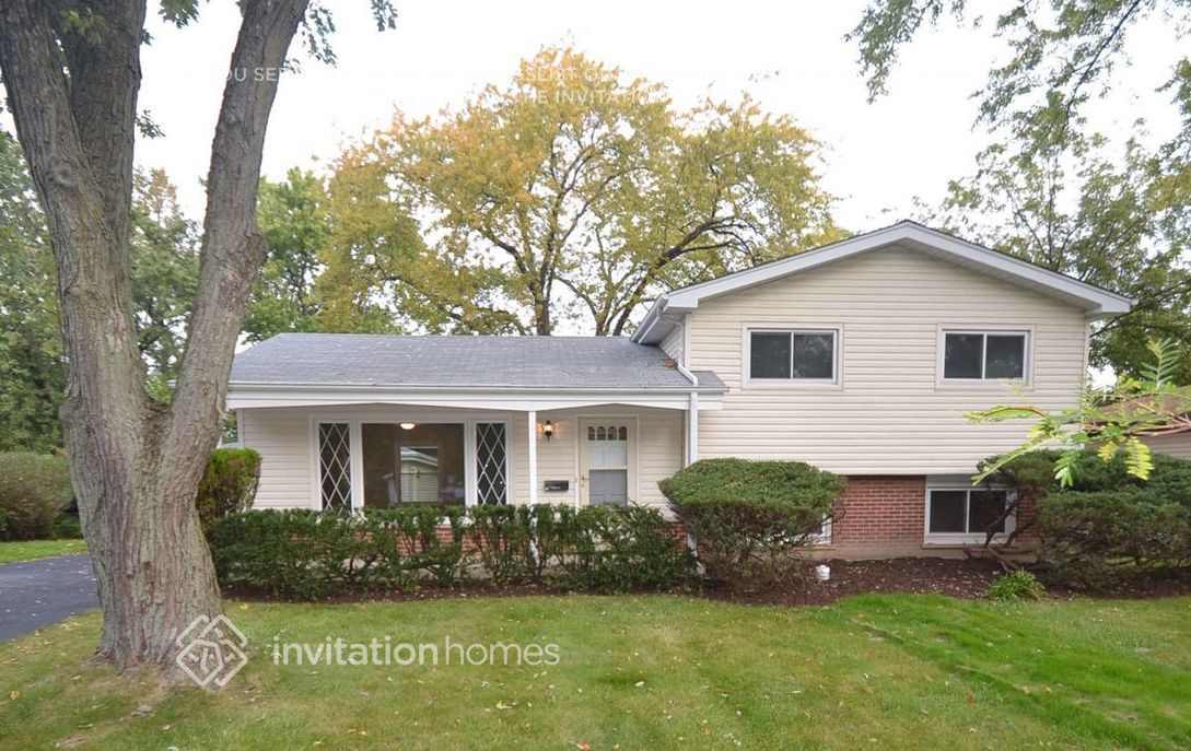 920 Greenwood Ave in Deerfield, IL - Building Photo
