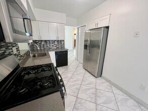 8640 Wilshire Dr in Miramar, FL - Building Photo - Building Photo