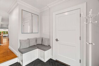 3 Carlton St in Brookline, MA - Foto de edificio - Building Photo