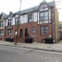 133 Lincoln Ave-Unit -D in Mineola, NY - Foto de edificio