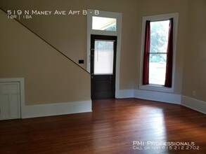 519 N Maney Ave-Unit -B in Murfreesboro, TN - Foto de edificio - Building Photo