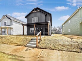 1135 W 21st St in Indianapolis, IN - Building Photo