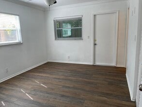 221 SE 1st Ave in Boynton Beach, FL - Building Photo - Building Photo