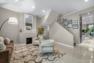 1917 N Lincoln Park W in Chicago, IL - Building Photo - Building Photo