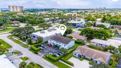 560 NE 46th St in Boca Raton, FL - Building Photo - Building Photo