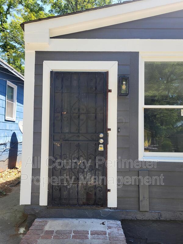 1154 Windsor St SW in Atlanta, GA - Foto de edificio - Building Photo
