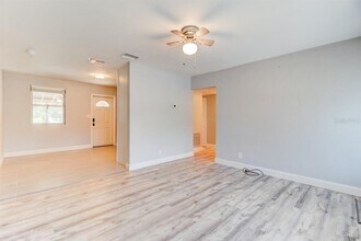 635 S Lanvale Ave in Daytona Beach, FL - Building Photo - Building Photo
