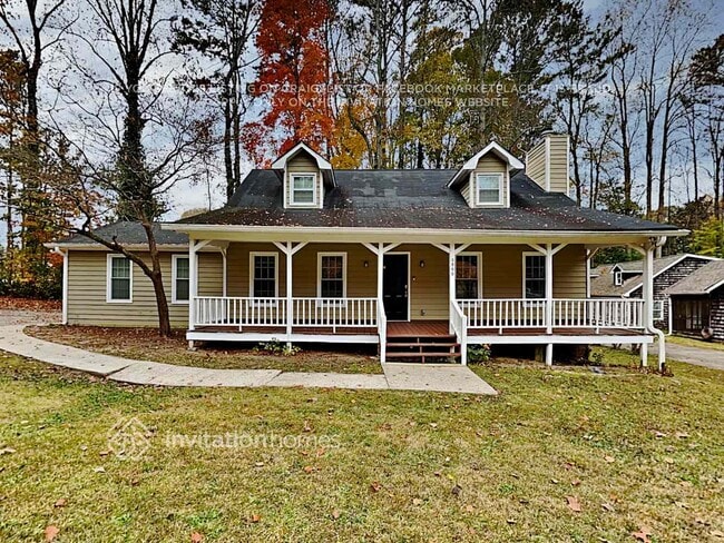 property at 3550 Valley Dr SW