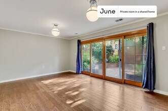 Room in Shared 7 bed/4 bath home in Washington, DC - Foto de edificio - Building Photo