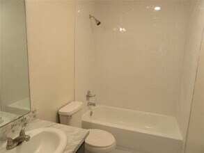 1209 Conlin Dr in Lancaster, TX - Building Photo - Building Photo