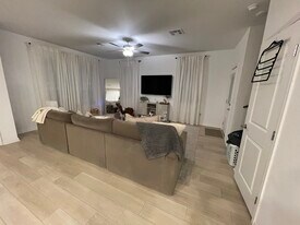 5916 Jennifer Pasture Path in Del Valle, TX - Building Photo