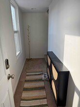 482 Prospect St-Unit -Apt D in Torrington, CT - Building Photo - Building Photo