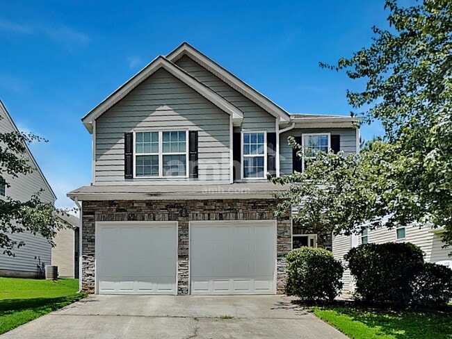 property at 2425 Valley Creek Dr
