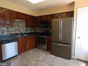 11104 Gander Ct in Fredericksburg, VA - Foto de edificio - Building Photo