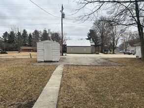 304 Orchard St in Forrest, IL - Building Photo - Building Photo