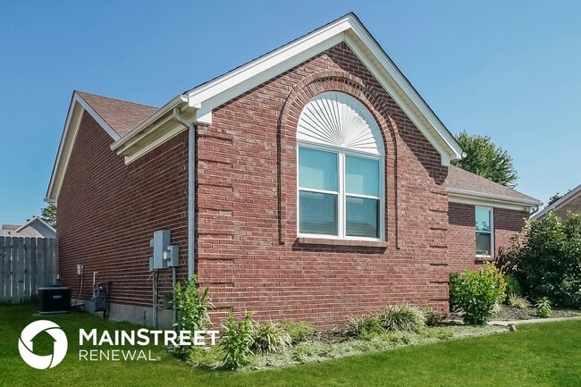 13102 Lavenia Ln in Louisville, KY - Building Photo - Building Photo