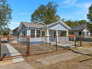 1206 E 13th St in Austin, TX - Building Photo - Building Photo