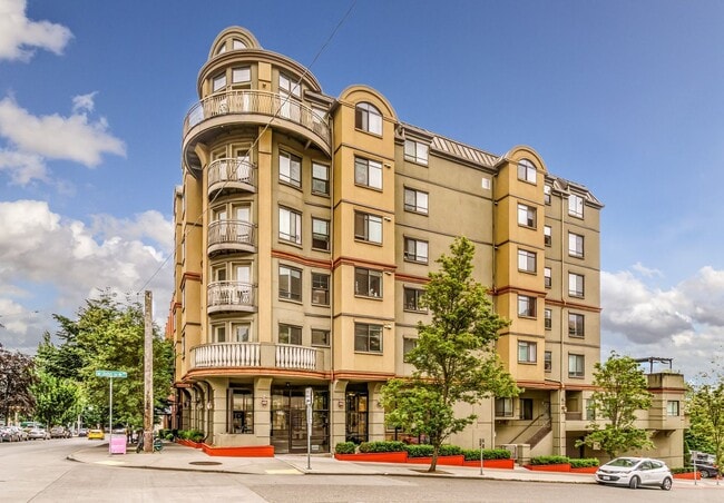 property at 133 Queen Anne Ave N