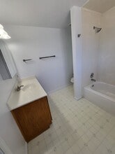 2166 Carriage Crest Dr in Carson City, NV - Building Photo - Building Photo