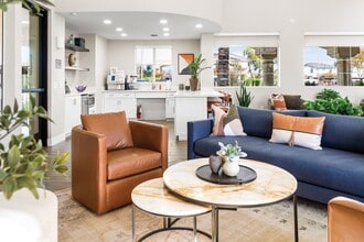 Sonterra Apartments at Paradise Valley in Phoenix, AZ - Foto de edificio - Building Photo