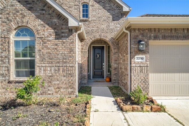 property at 2239 Ginger Trail Ln