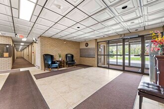343 Grand Ave E in Chatham, ON - Building Photo - Building Photo