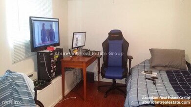 9 Cedar St-Unit -# G in Cambridge, MA - Building Photo - Building Photo