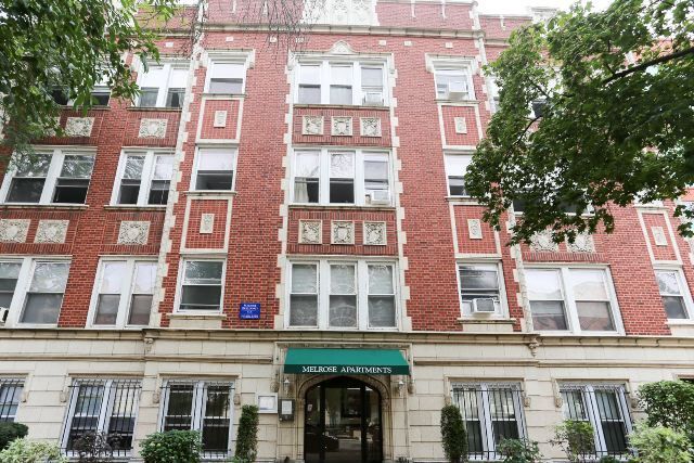 514 W Melrose St in Chicago, IL - Building Photo