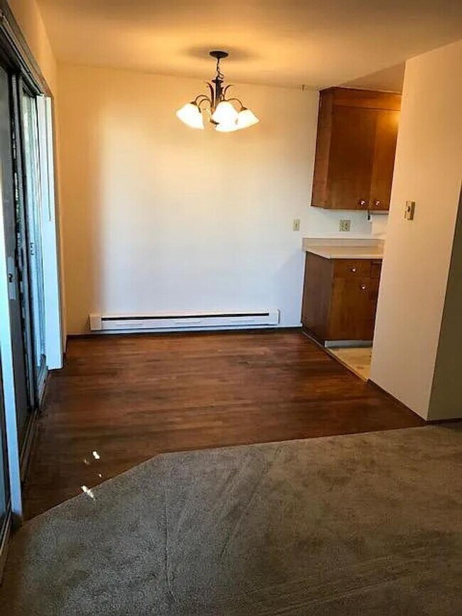 Lakeview Apartments in Seattle, WA - Building Photo - Building Photo