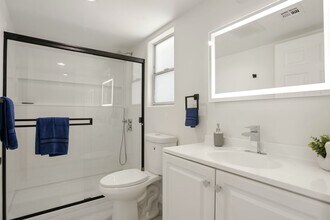 7904 Tampa Ave in Los Angeles, CA - Building Photo - Building Photo