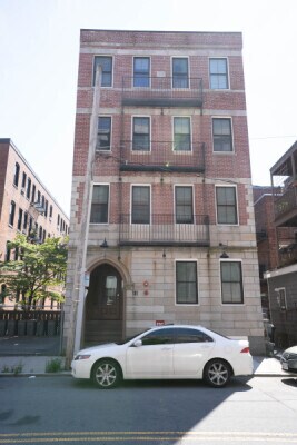 126 Porter St, Unit #1 in Boston, MA - Building Photo - Building Photo