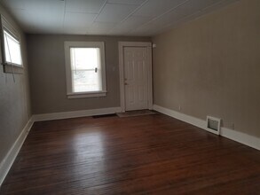 1958 W 4th St in Fort Wayne, IN - Building Photo - Building Photo